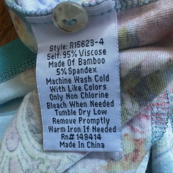 Johnny Was “Rivoray” Short Sleeve Floral Print Tee Small New Without Tags! - Picture 12 of 13